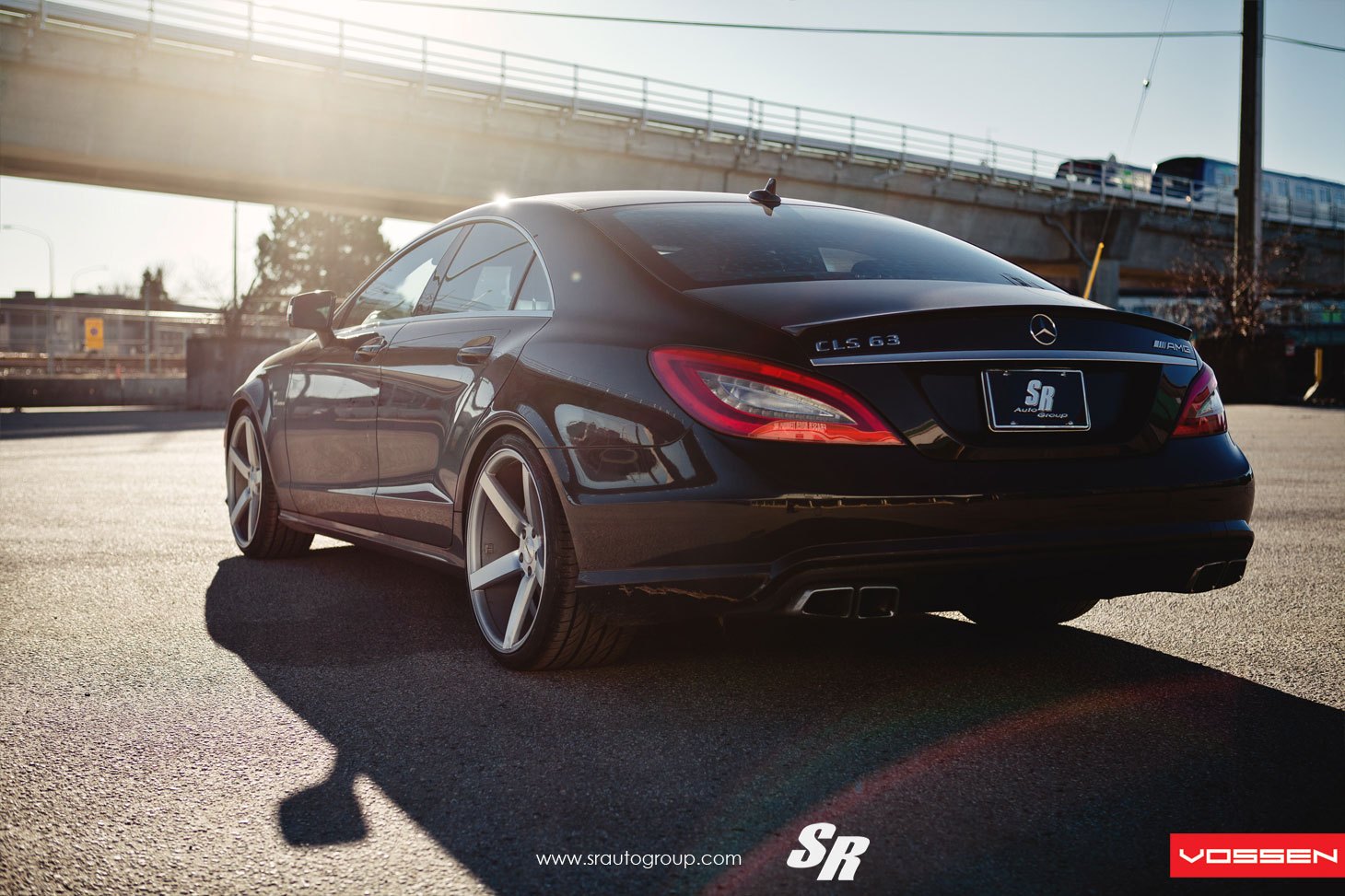 Мерседес банан cls 63 amg