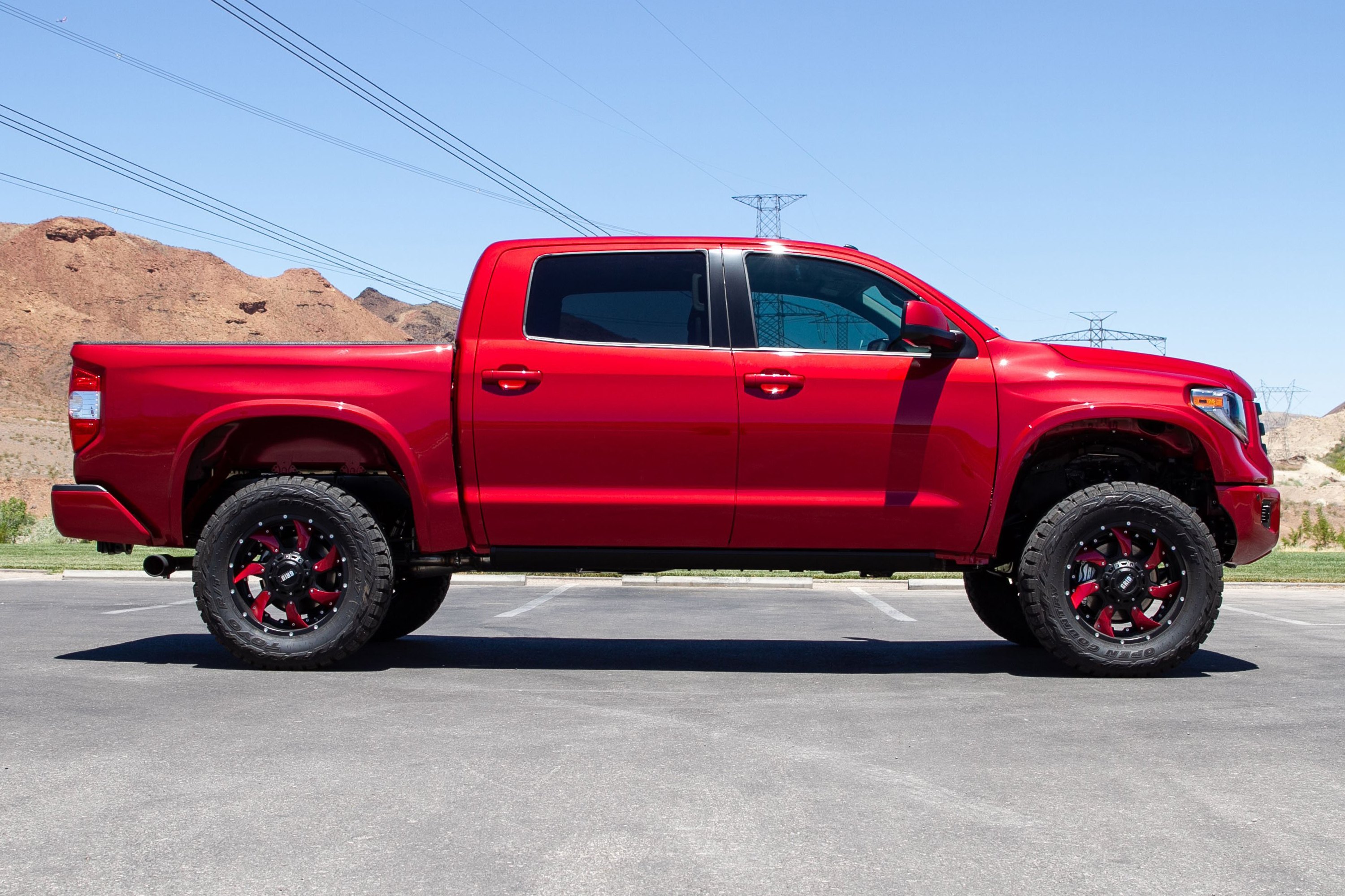 Advanced Fiberglass Concepts® Toyota Tundra 2014 Fiberglass Front Fenders and Bedsides