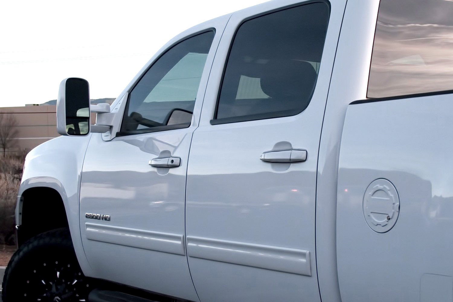 Custom Silverado Truck Part Keyed Gas Cap Kit *NEW* Chrome Locking Fuel Door 