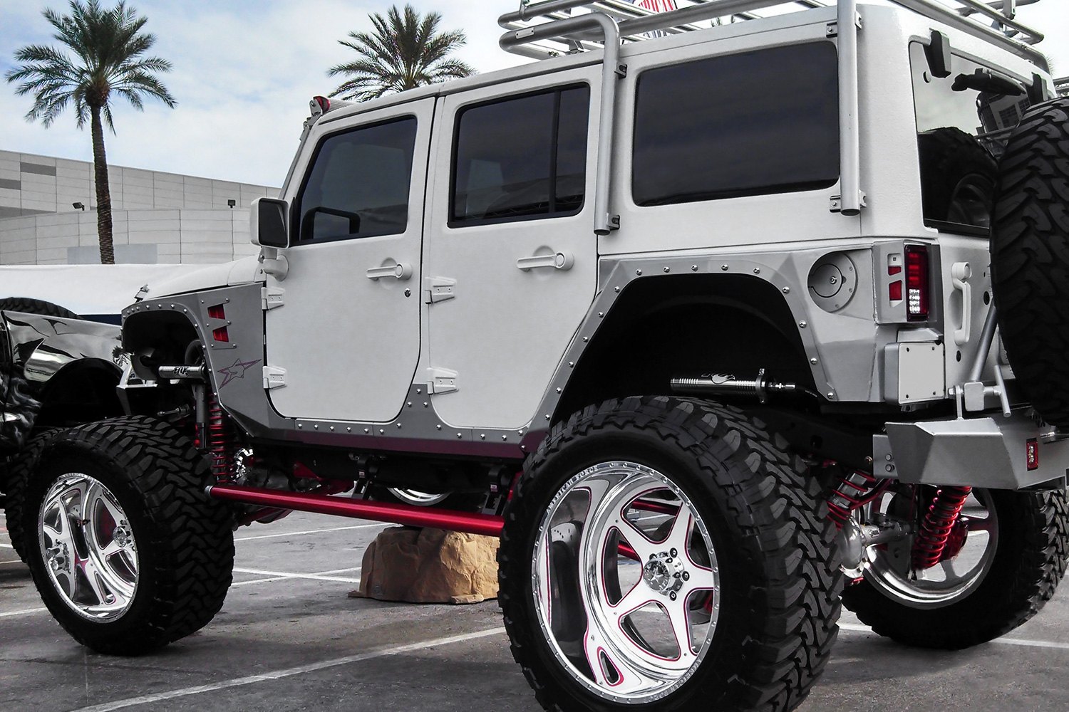 AMERICAN FORCE ® - INDEPENDENCE Polished on Jeep Wrangler.