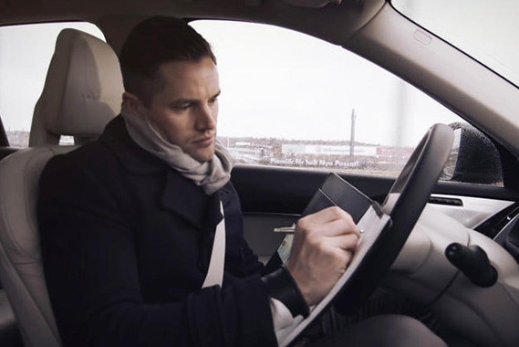 Taking Notes While Driving
