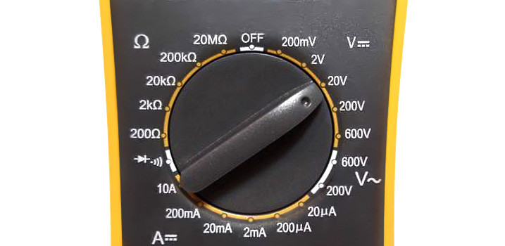 Measuring Voltage