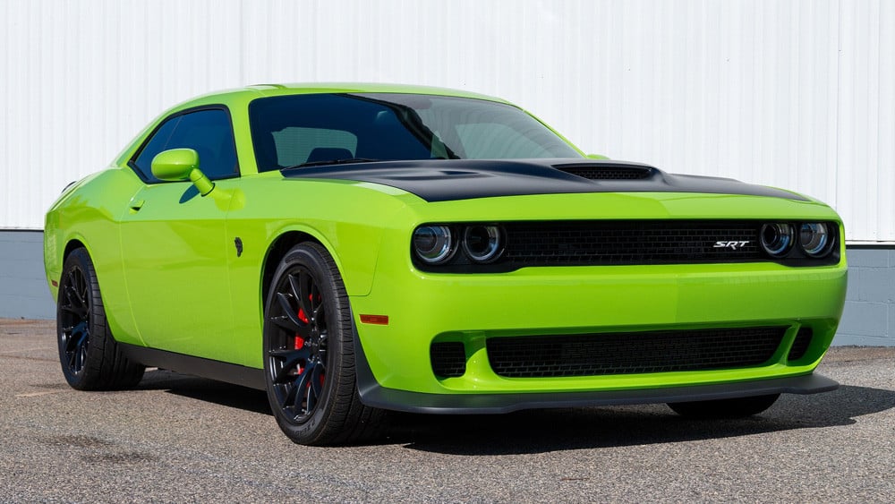 green dodge challenger srt