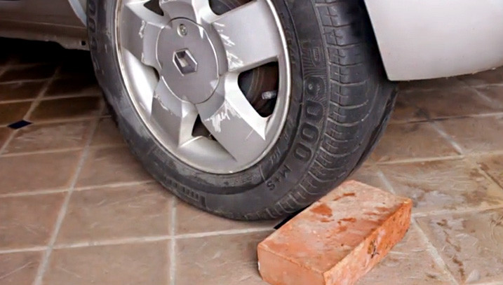 Chocking Wheel