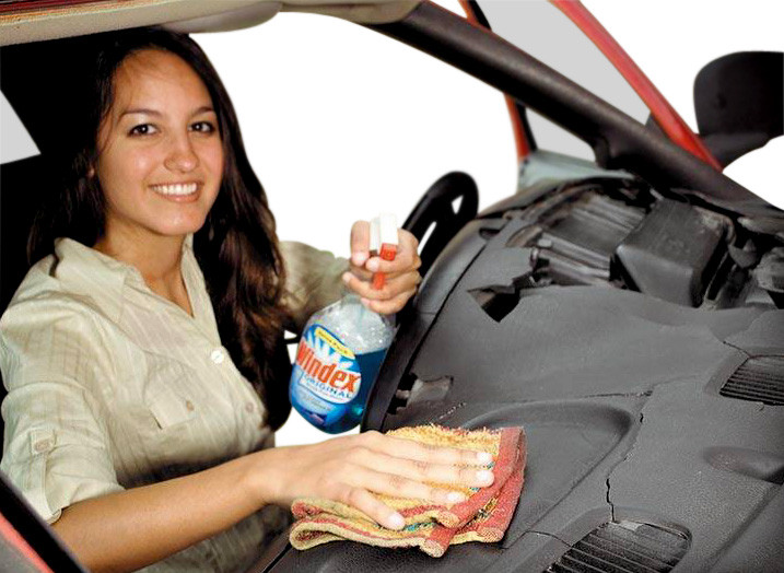 Dashboard Surface Cleaning