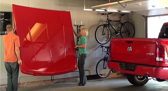 UnderCover LUX Hinged Tonneau Cover