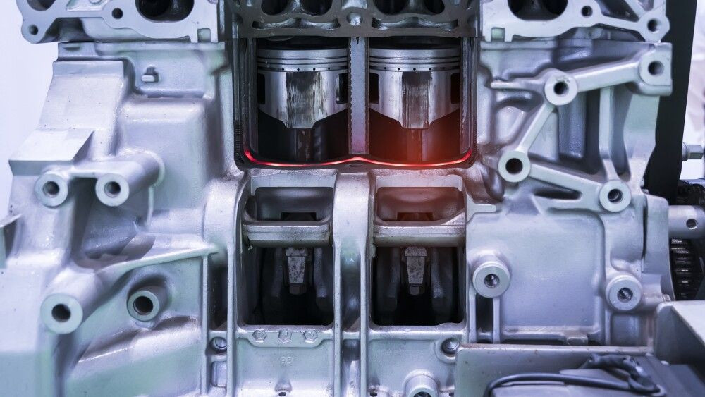 Cylinder modern gasoline internal combustion engine