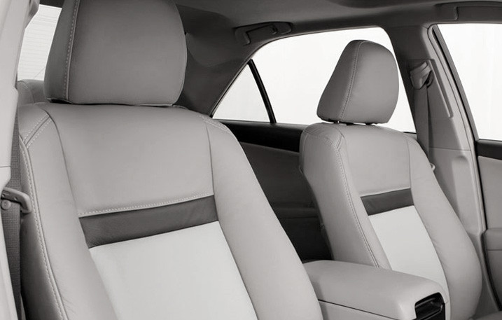 Appearance of universal & custom fit seat covers