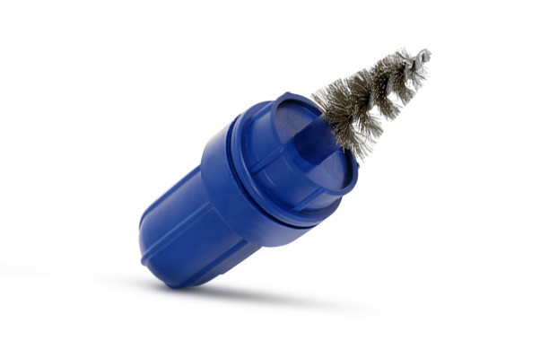 Lisle Battery Brush
