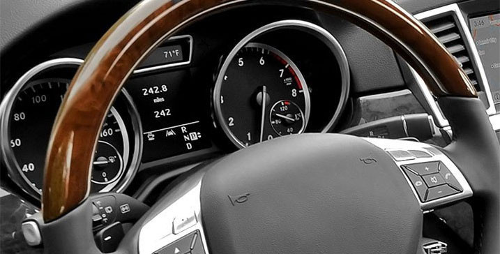 Custom Replacement Steering Wheel With Elegant Wood Pattern