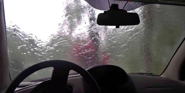 Water Leaks On Windshield