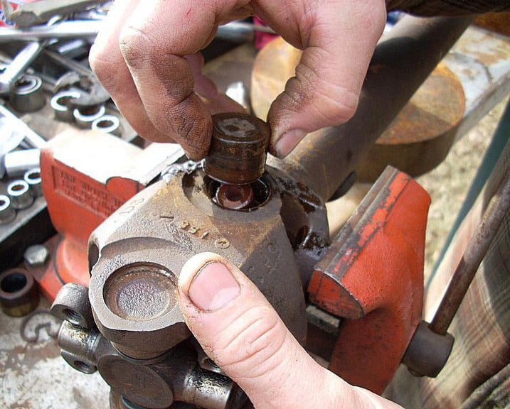 Old Bearing Removal