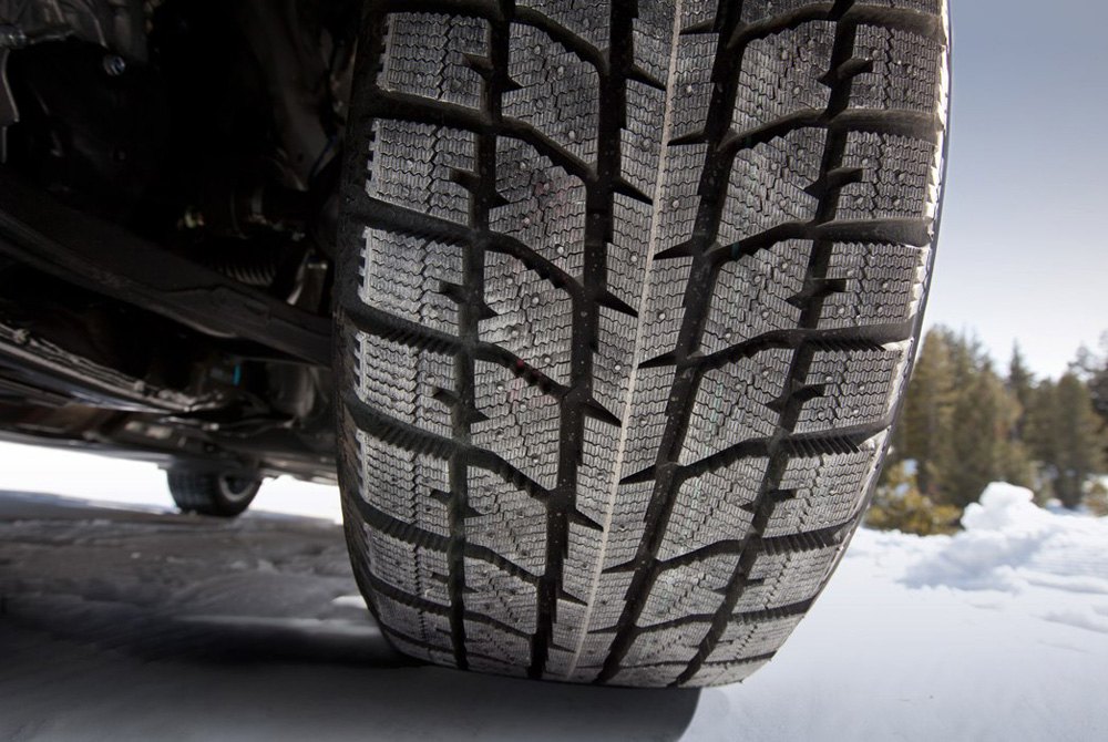 Зимние шины 235 60. Bridgestone Blizzak ws80. Apollo нешипованные шины. Зимняя нешипованная резина на 12. Валберис зимние нешипованные.