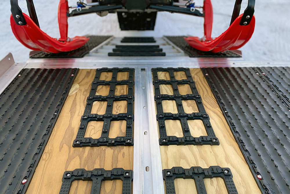 thumbnail image 2 of Caliber Lowpro Grip Glides - Wide Single Set 8-Piece Loading Ramps For Trailers 2 of 2