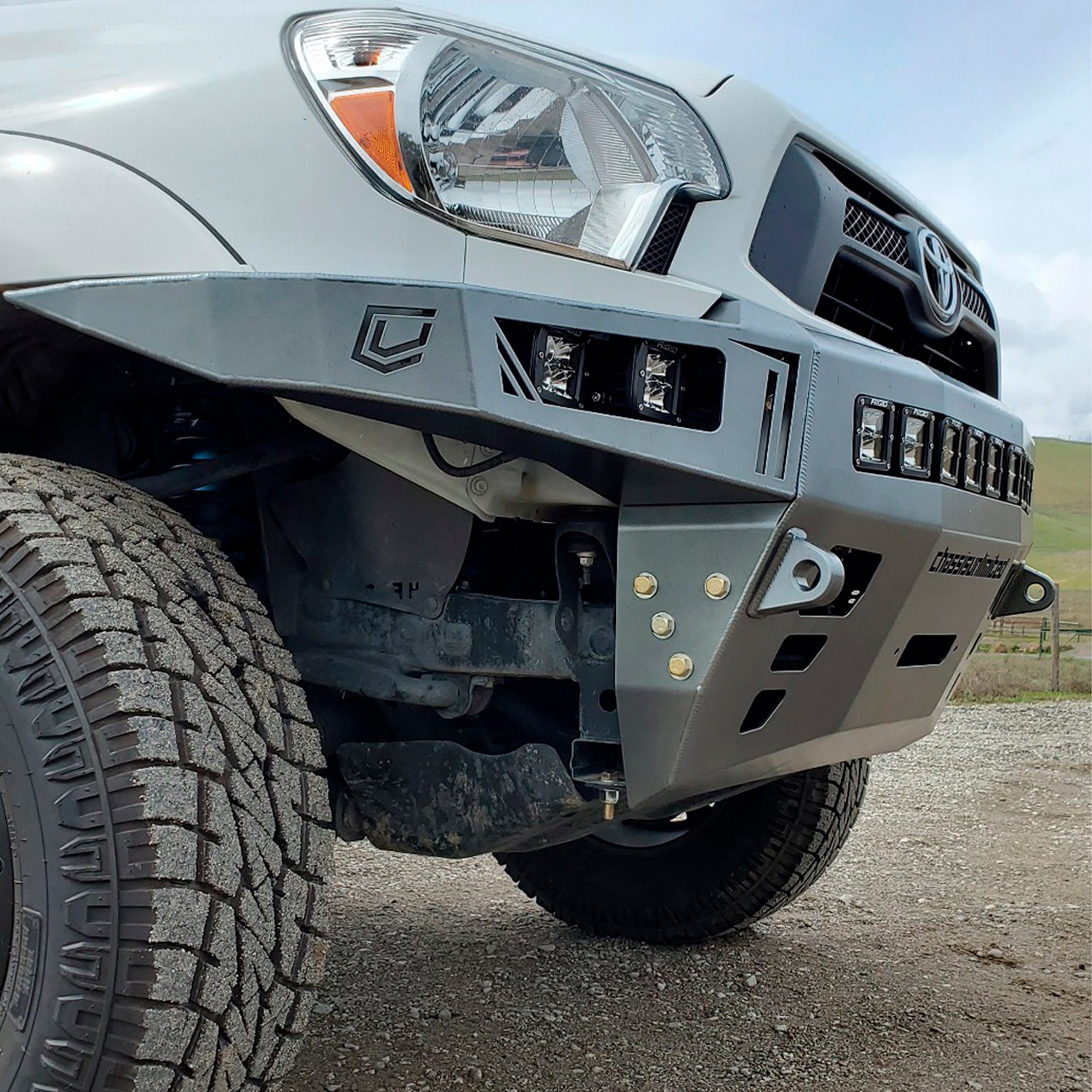 Chassis Unlimited® - Toyota Tacoma 2012 Octane Full Width Blacked Front ...