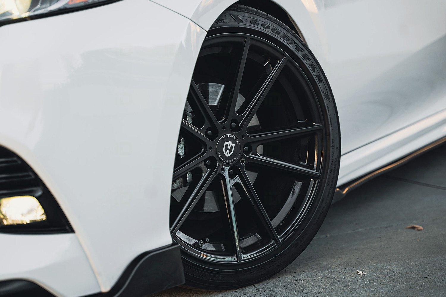 CURVA® C44 Wheels - Gloss Black Rims - C44-1995BLNK4073BLK