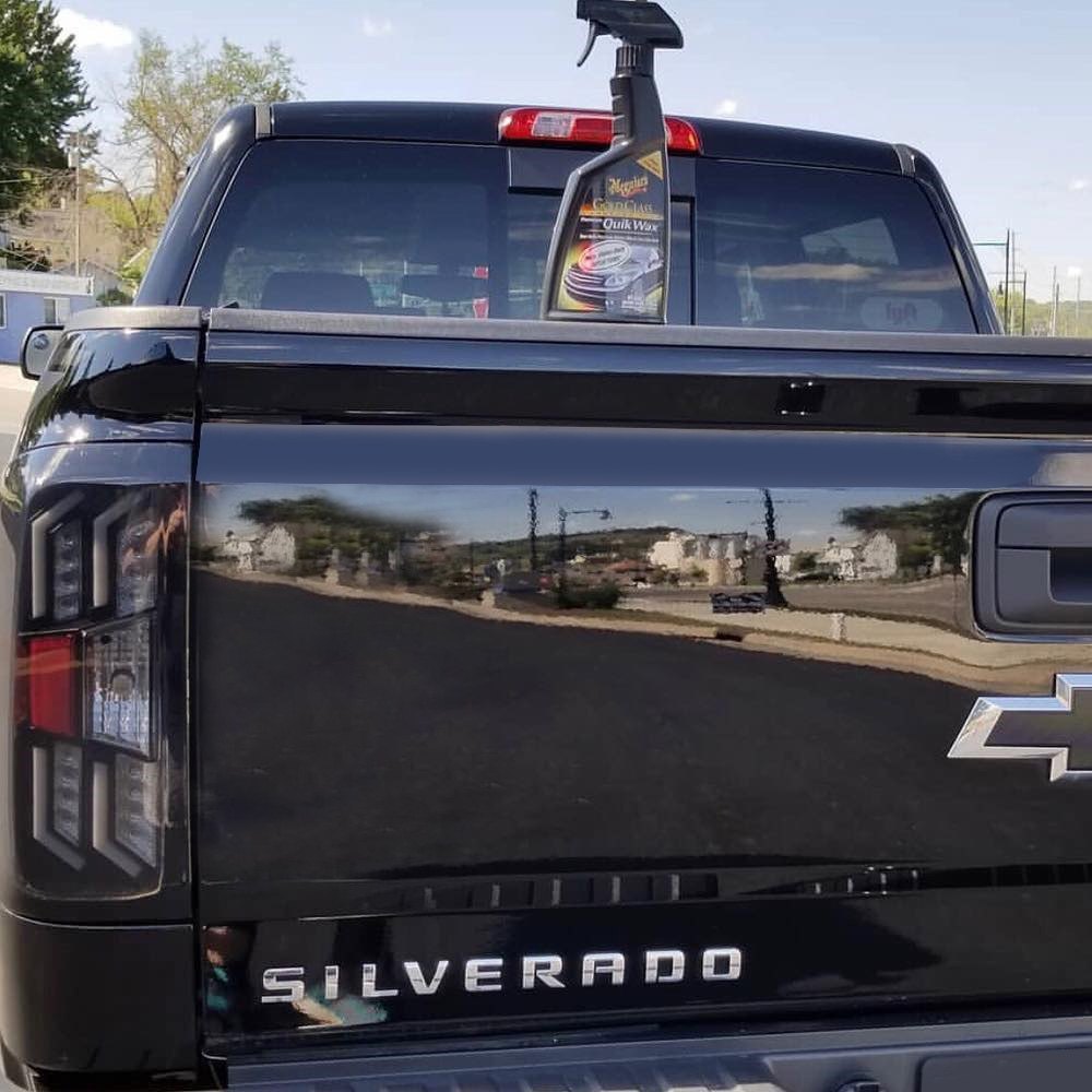 16+ 05 Silverado Tail Lights