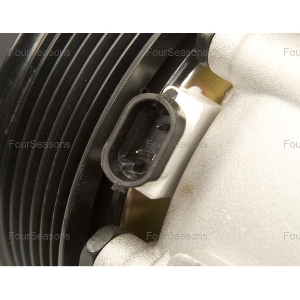 Four Seasons® 68270 A/C Compressor with Clutch