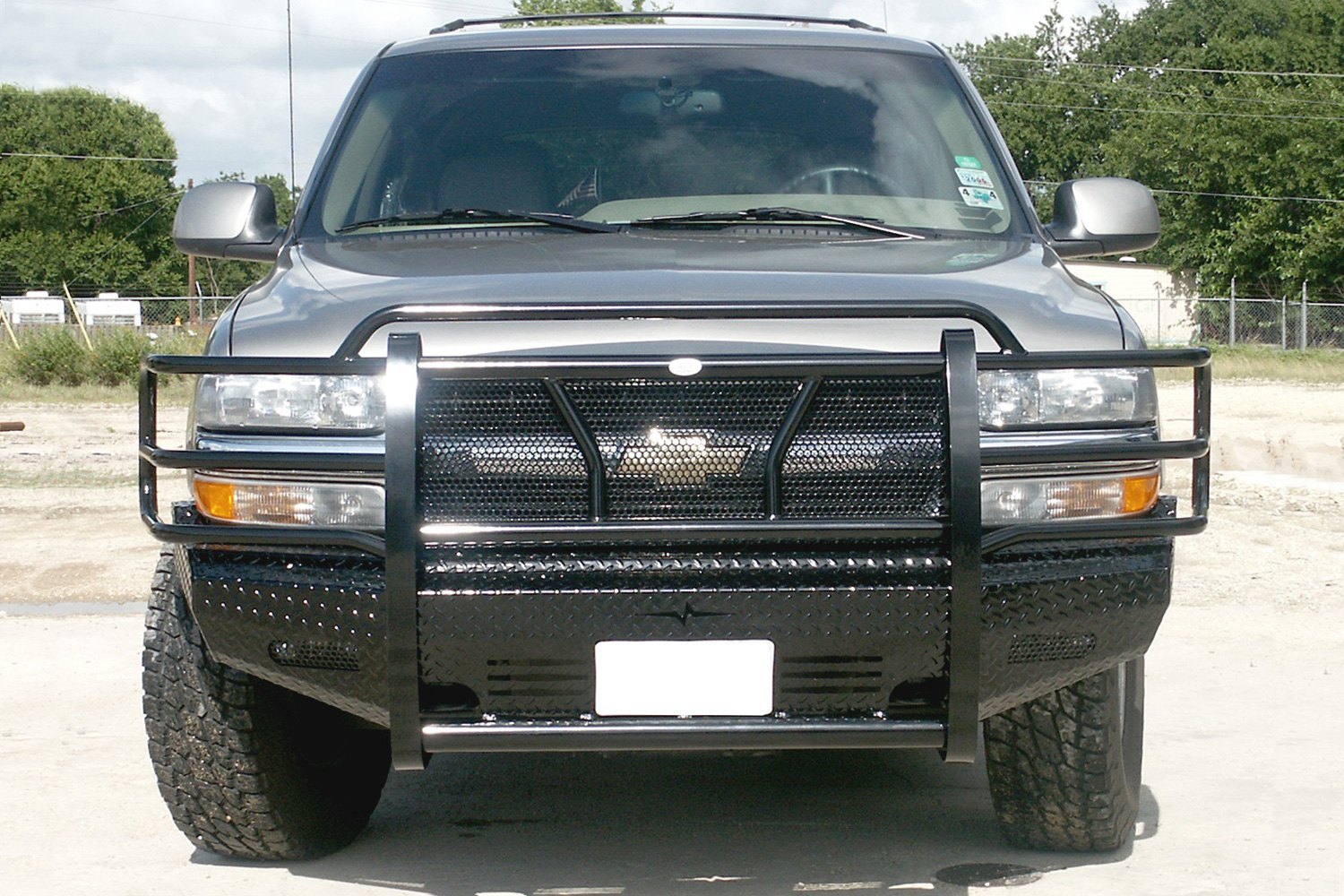 Frontier Truck Gear ® 300-29-9005 - Full Width Black Front HD Bumper with F...