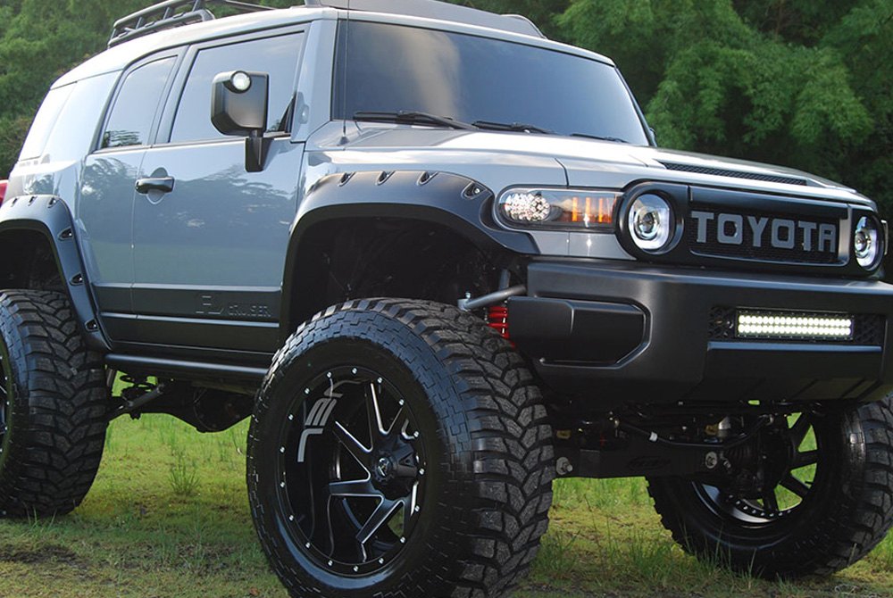 Тойота FJ Cruiser off Road