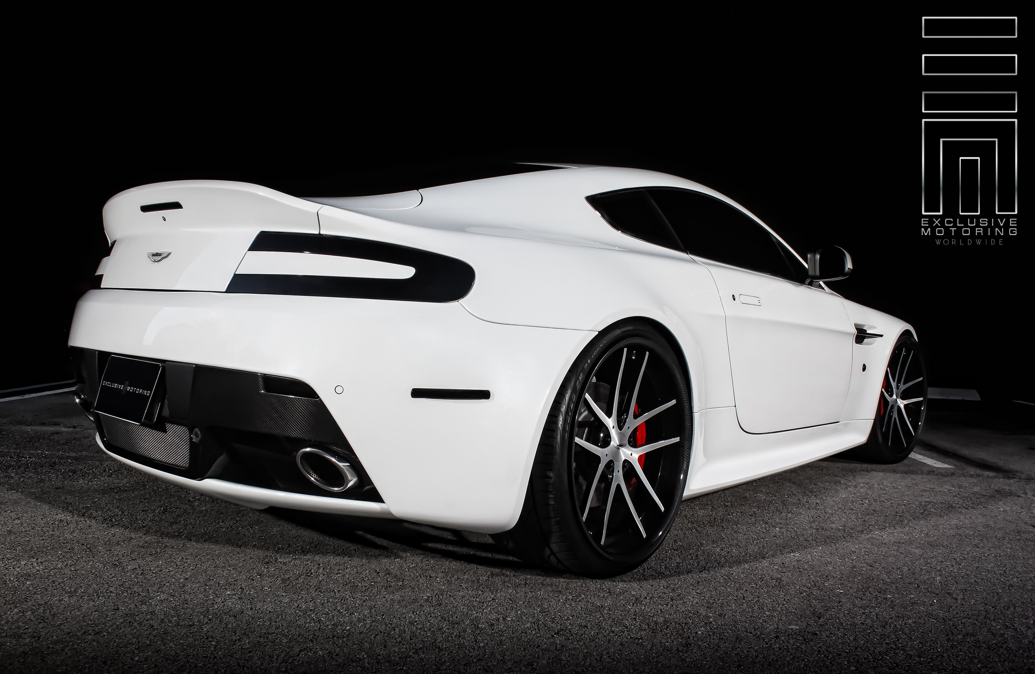 Snow White Aston Martin Vantage with Chrome exhaust tip - Photo by Exclusive Motoring
