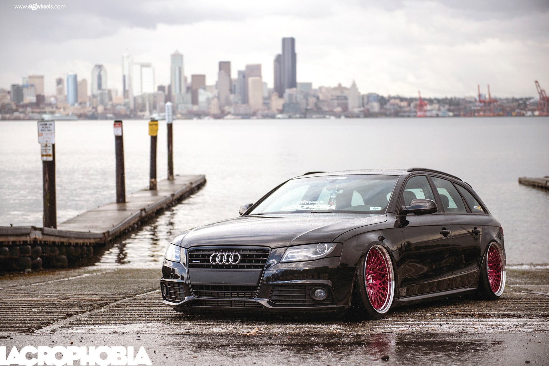 Air Lifted Audi A4 Avant - Photo by Avant Garde