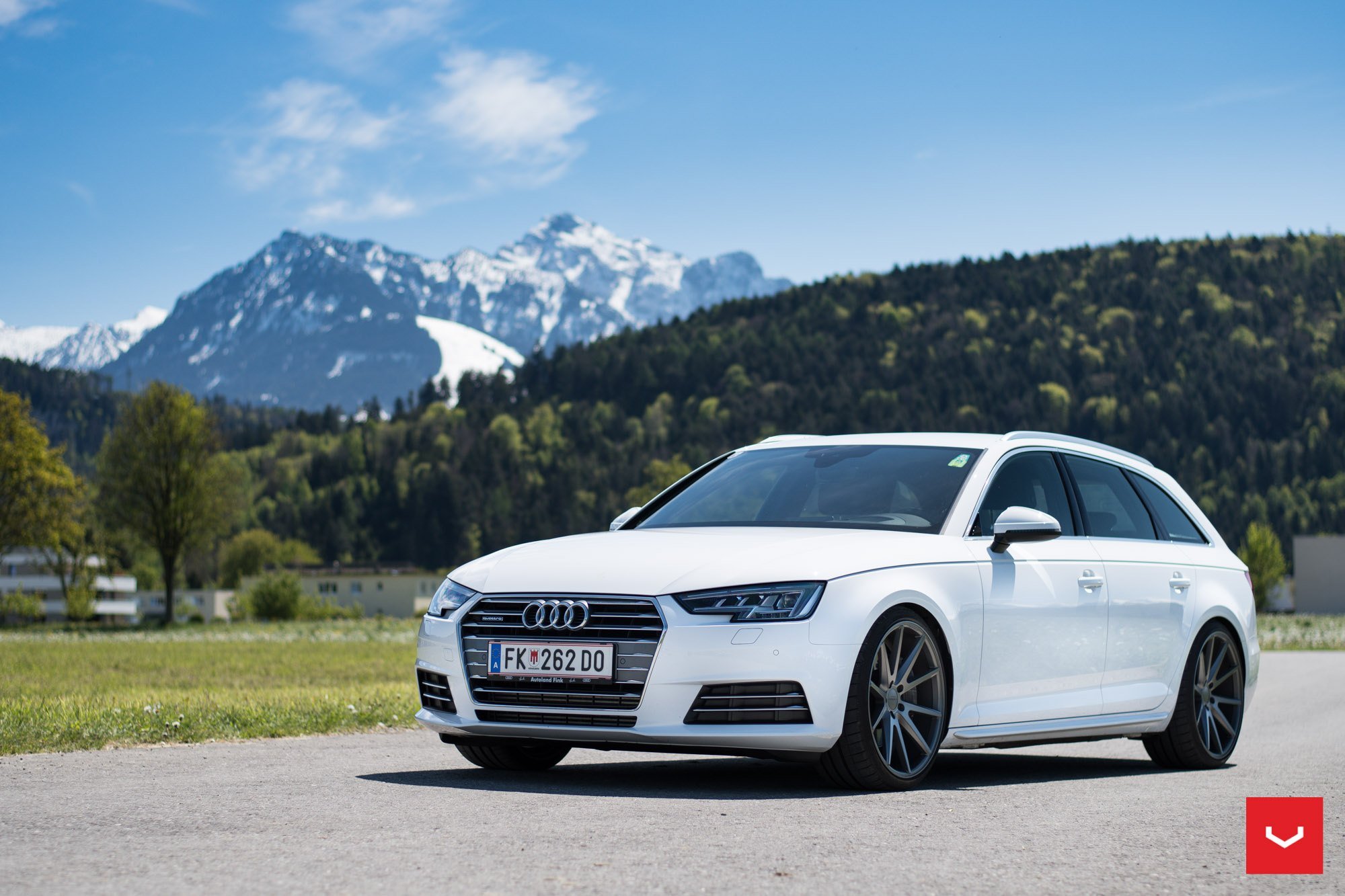 Audi am. Audi a4 b9 Wheels. Audi a4 b9 avant back. Audi a4 b9 Flow form. Audi a4 b9 avant дорестайлинг.