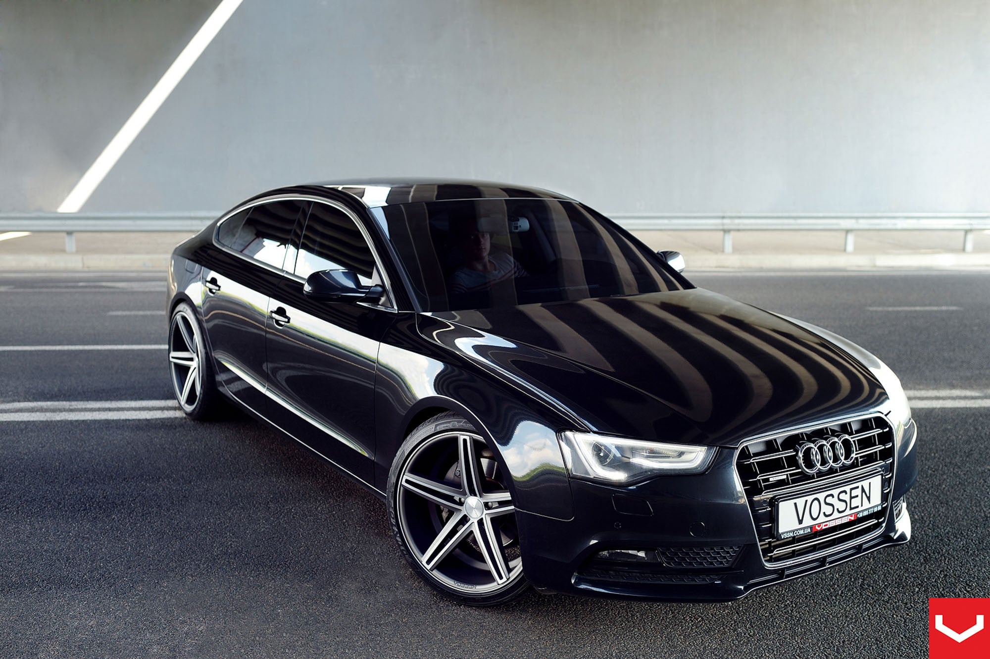 Aftermarket LED-Bar Style Headlights on Audi A5 - Photo by Vossen