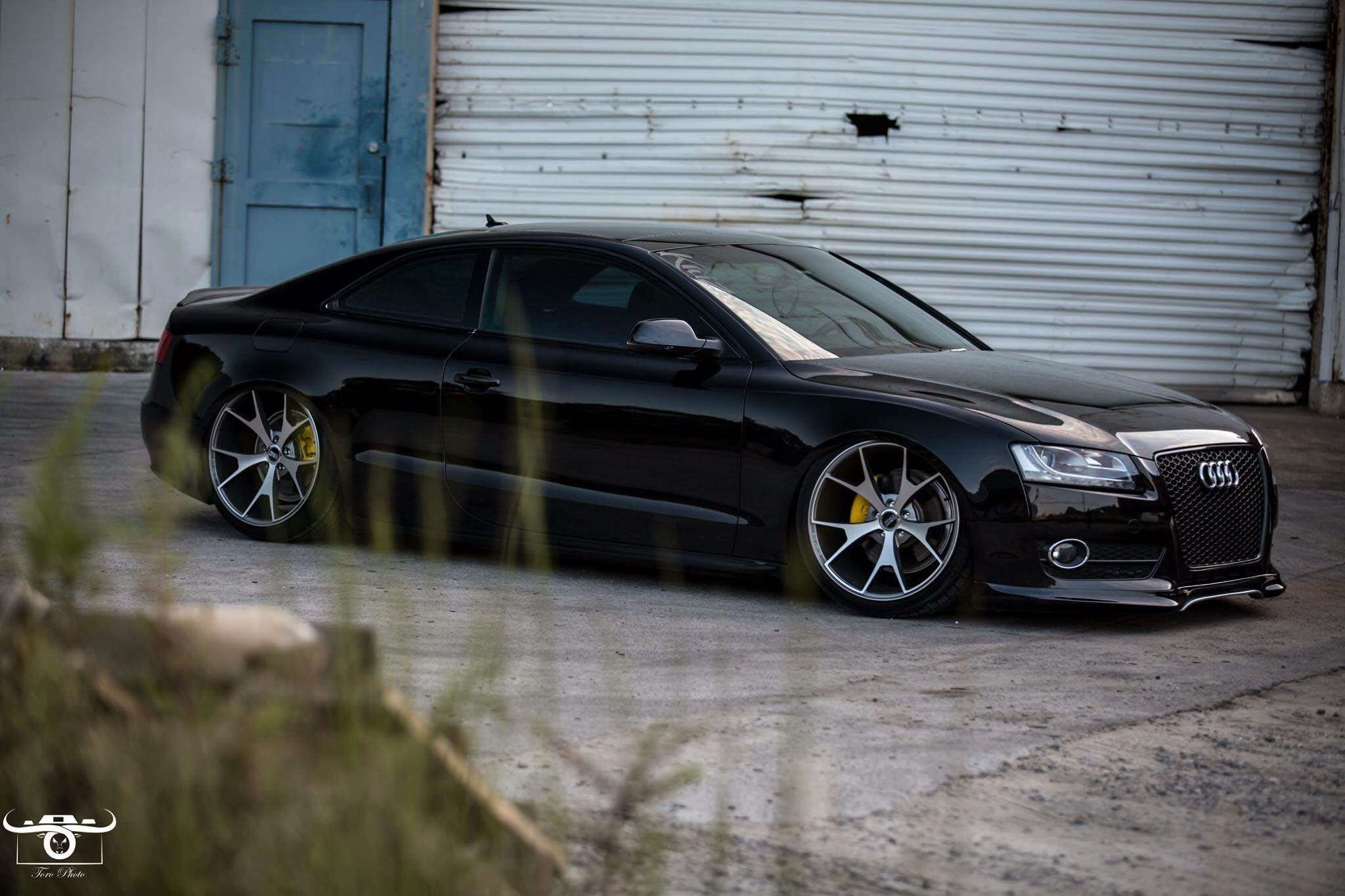 Aftermarket Side Skirts on Black Audi A5 - Photo by Concept One