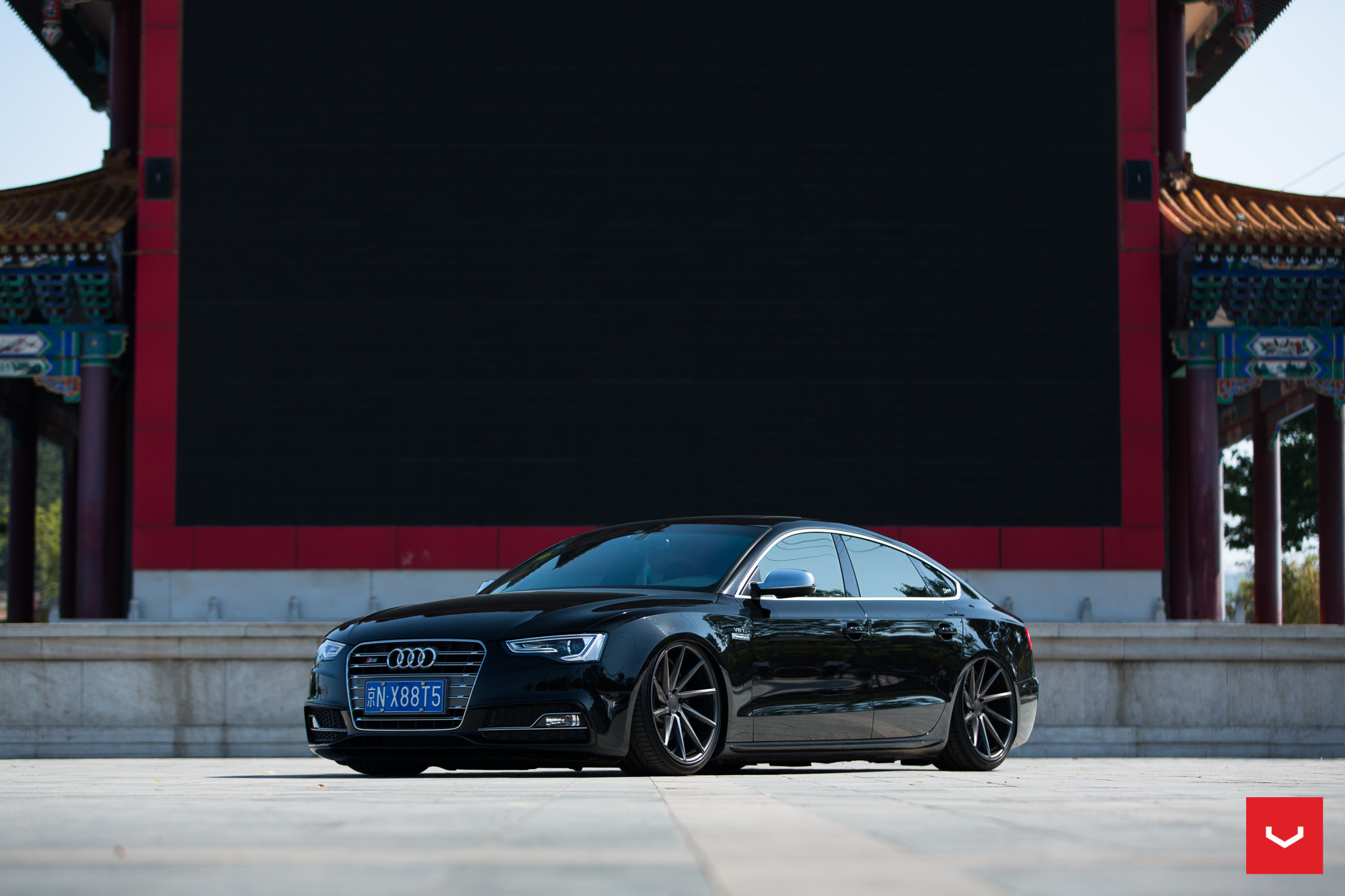 Audi A5 Sportback Rolling on Air Suspension - Photo by Vossen