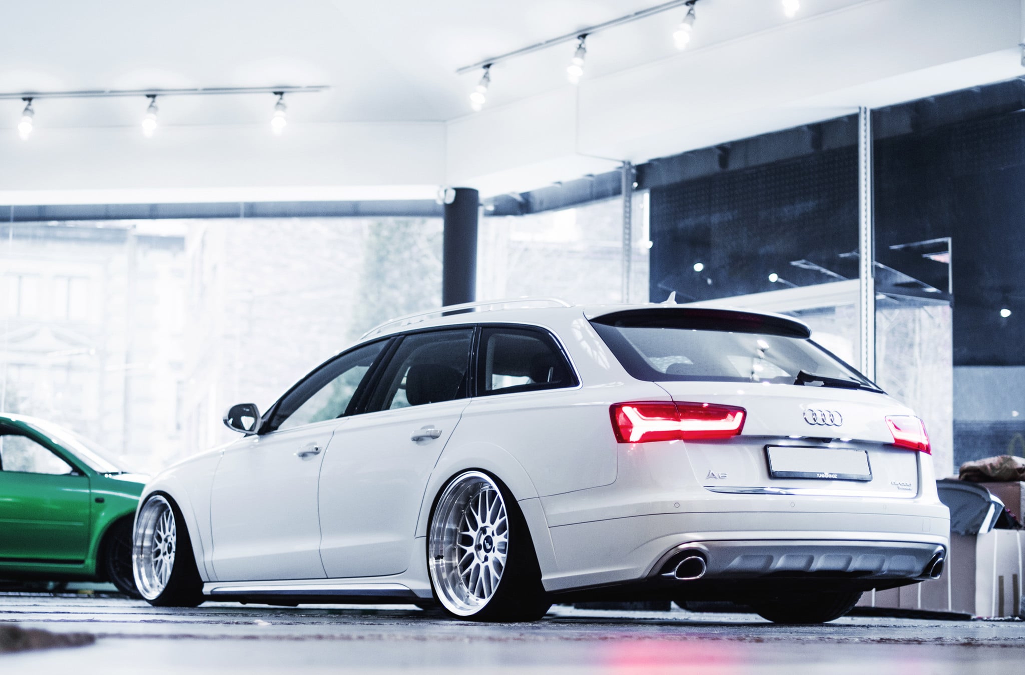 Roofline Spoiler on White Audi A6 - Photo by JR Wheels