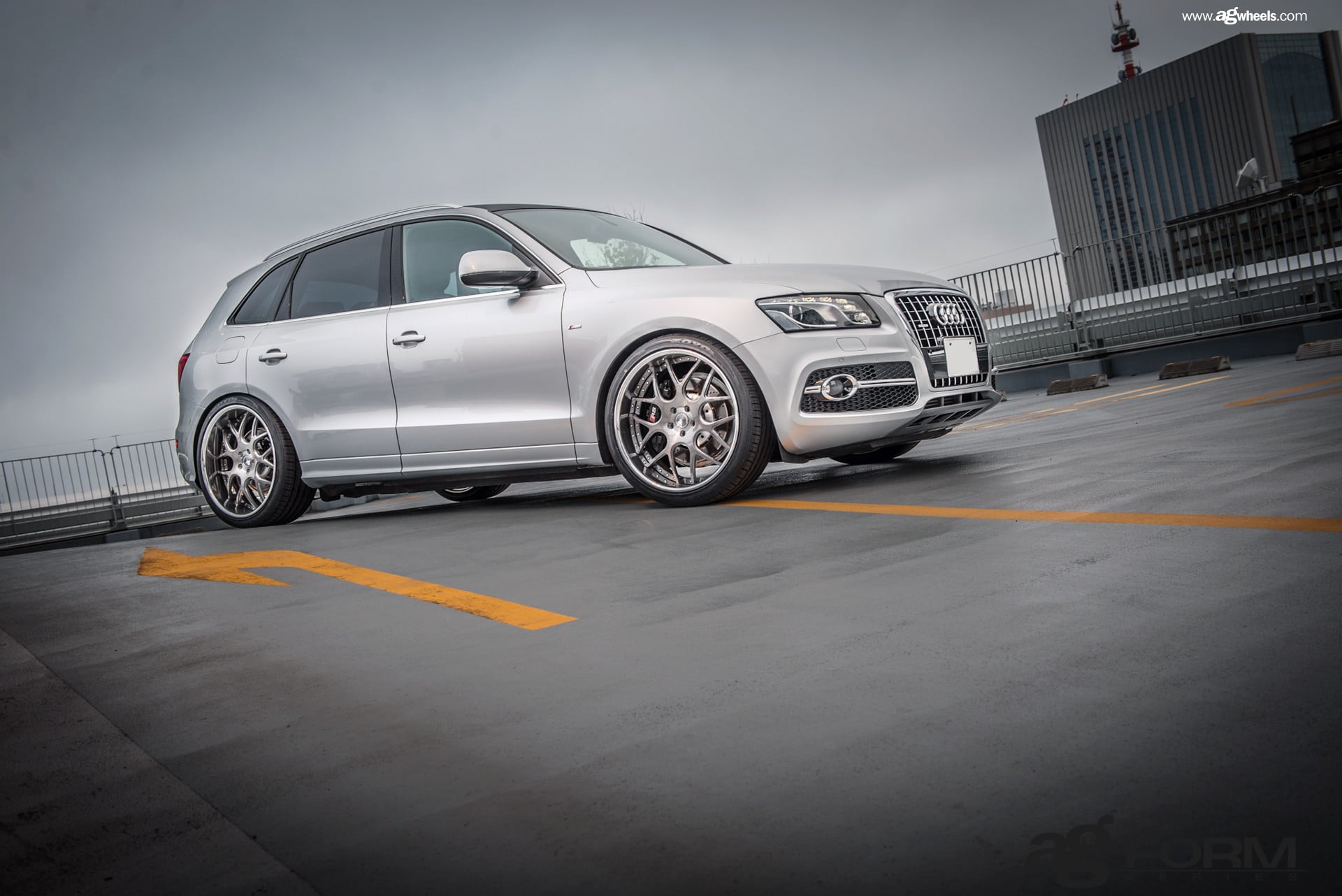 Stanced Audi Q5 - Photo by Avant Garde