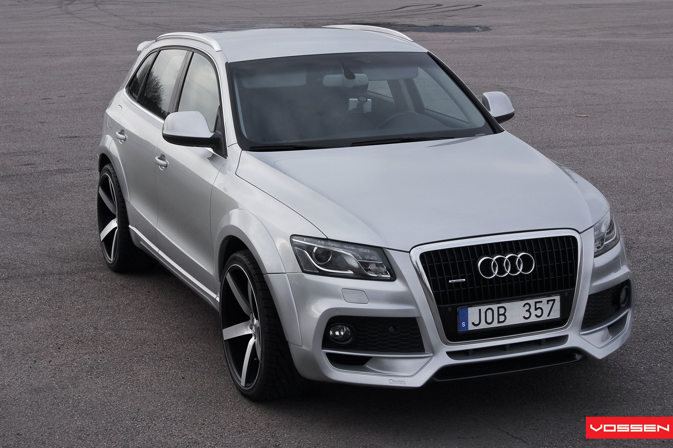 Custom Silver Audi Q5 Quattro on Vossen Wheels - Photo by Vossen