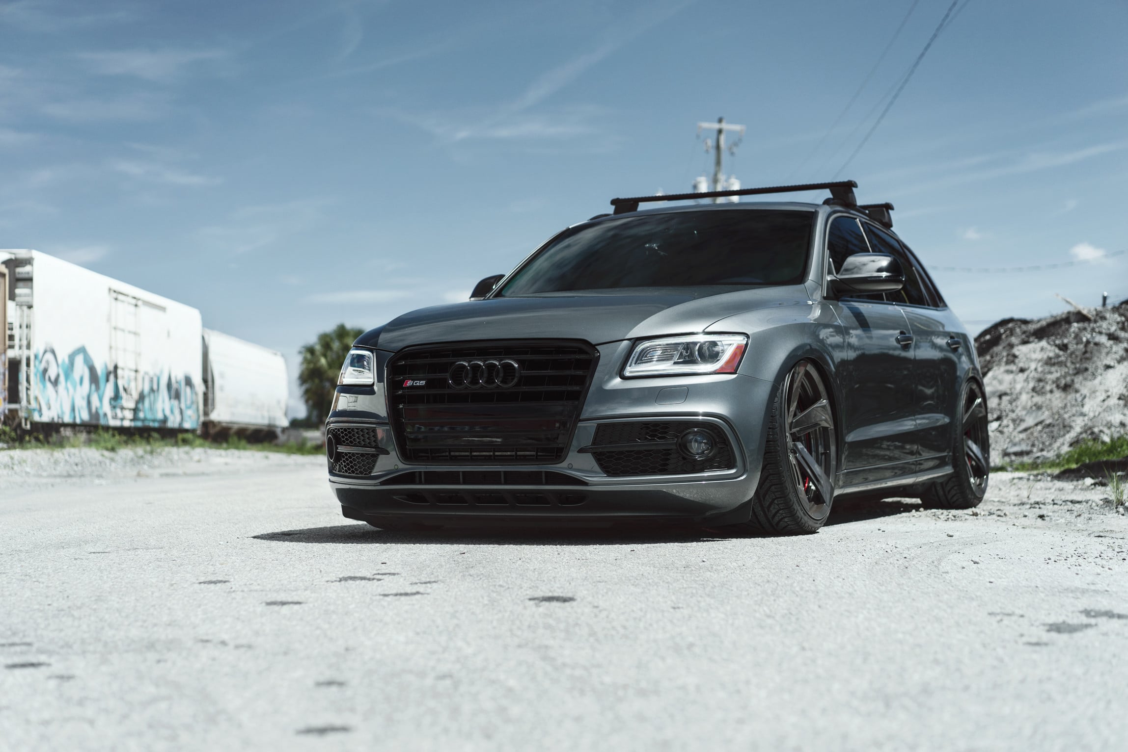 Metallic Audi Q5 with LED Headlights - Photo by Rotiform