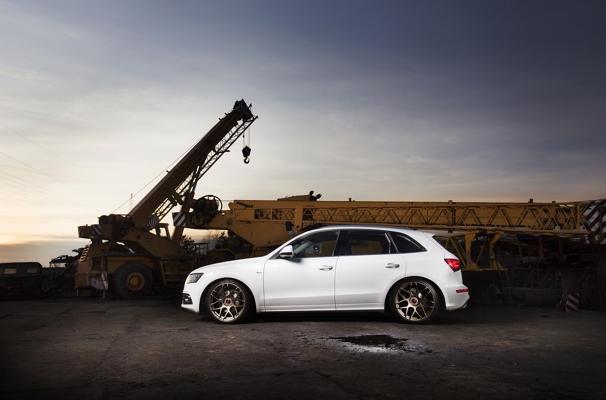 Custom White Audi Q5 Side Skirts - Photo by JR Wheels
