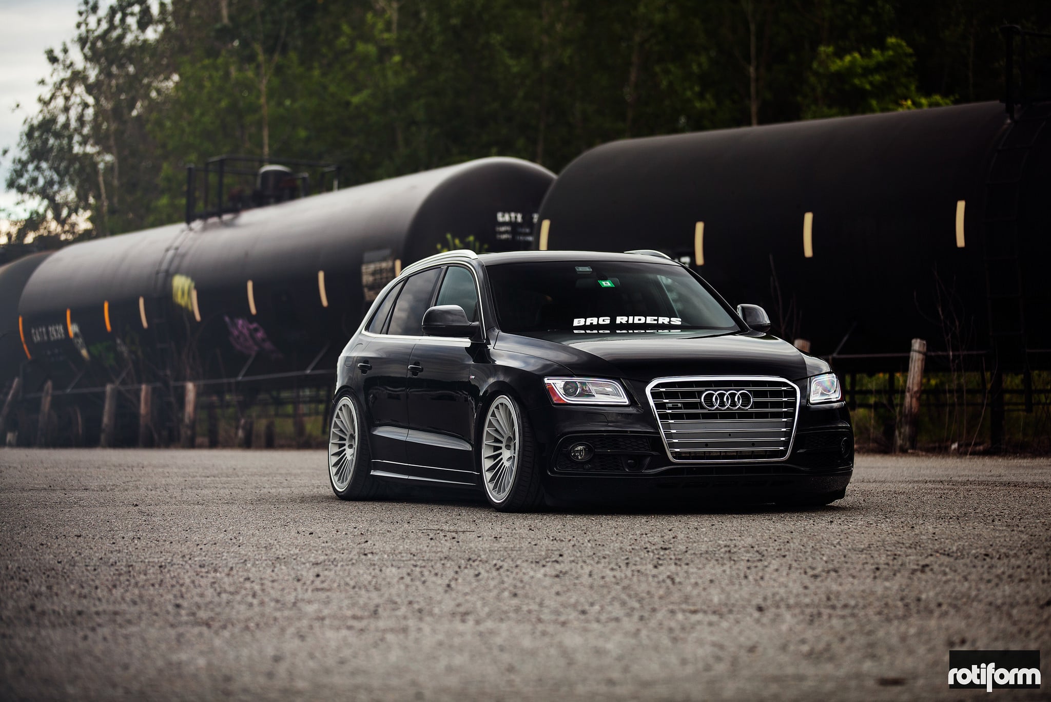 Slammed Audi Q5 on IND-T Custom Wheels - Photo by Rotiform