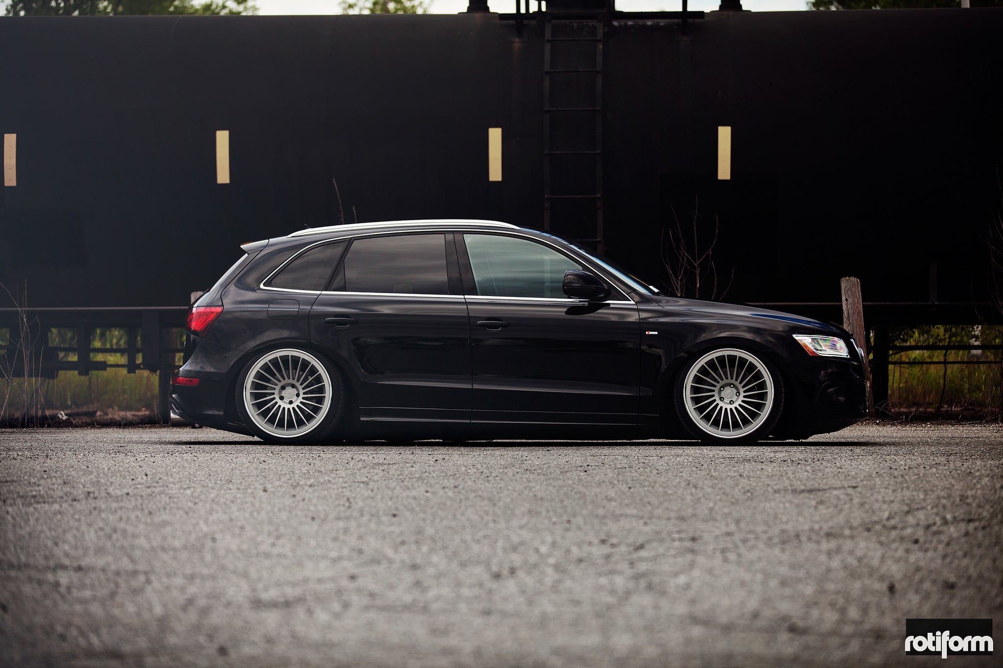 Audi Q5 on Rotiform IND-T Rims - Photo by Rotiform
