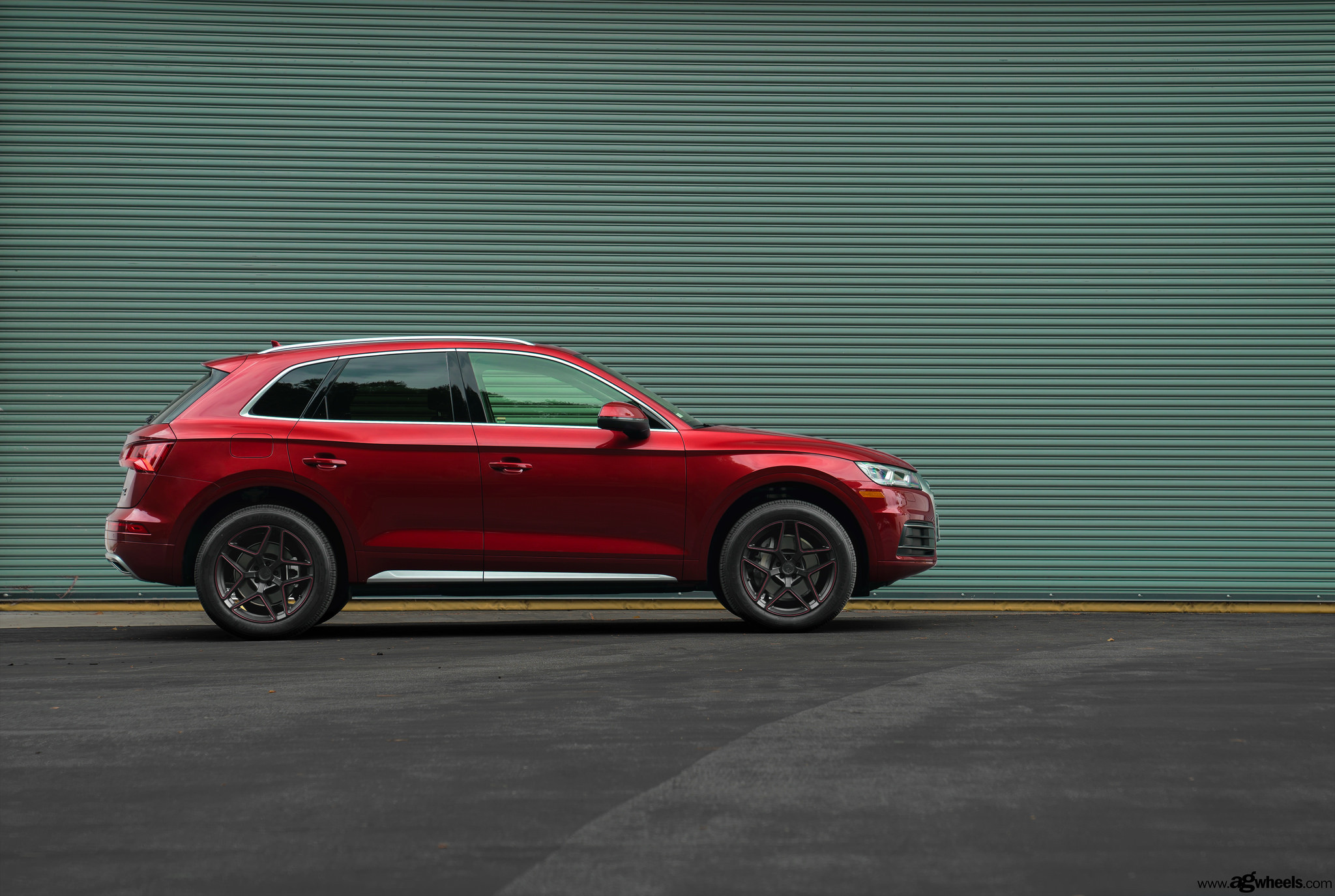 Custom Red Audi Q5 Side Skirts - Photo by Avant Garde Wheels