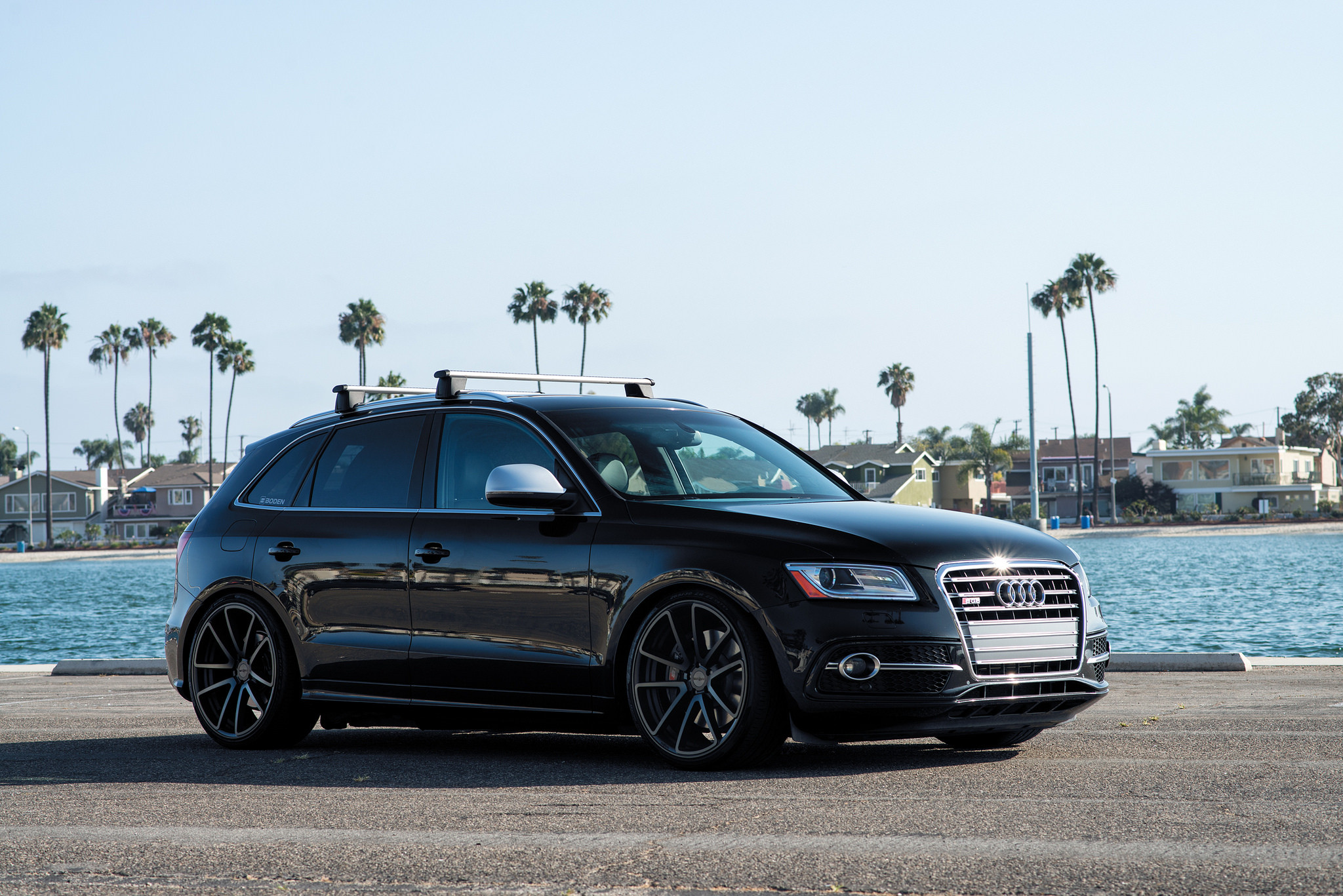 Lowered Audi SQ5 - Photo by Rotiform