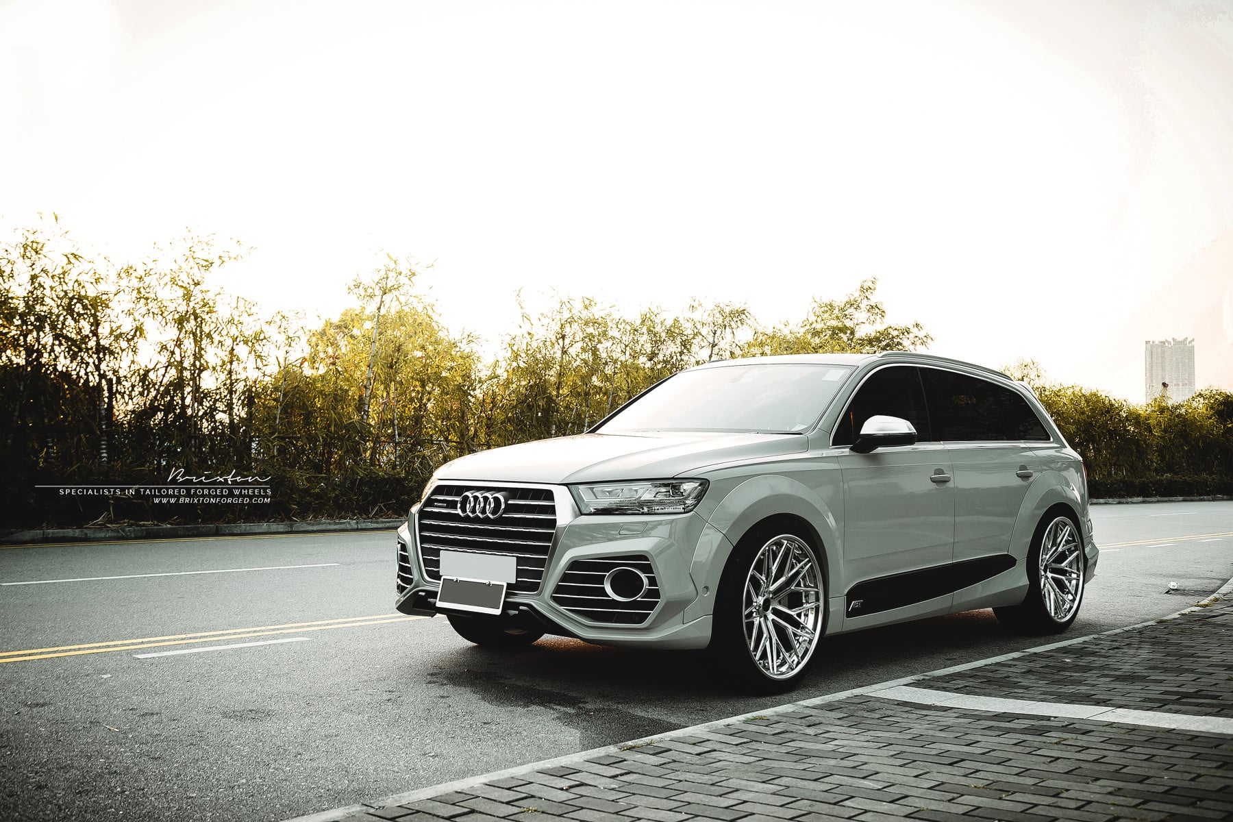 Chrome Billet Grille on White Audi Q7 - Photo by Brixton Forged Wheels