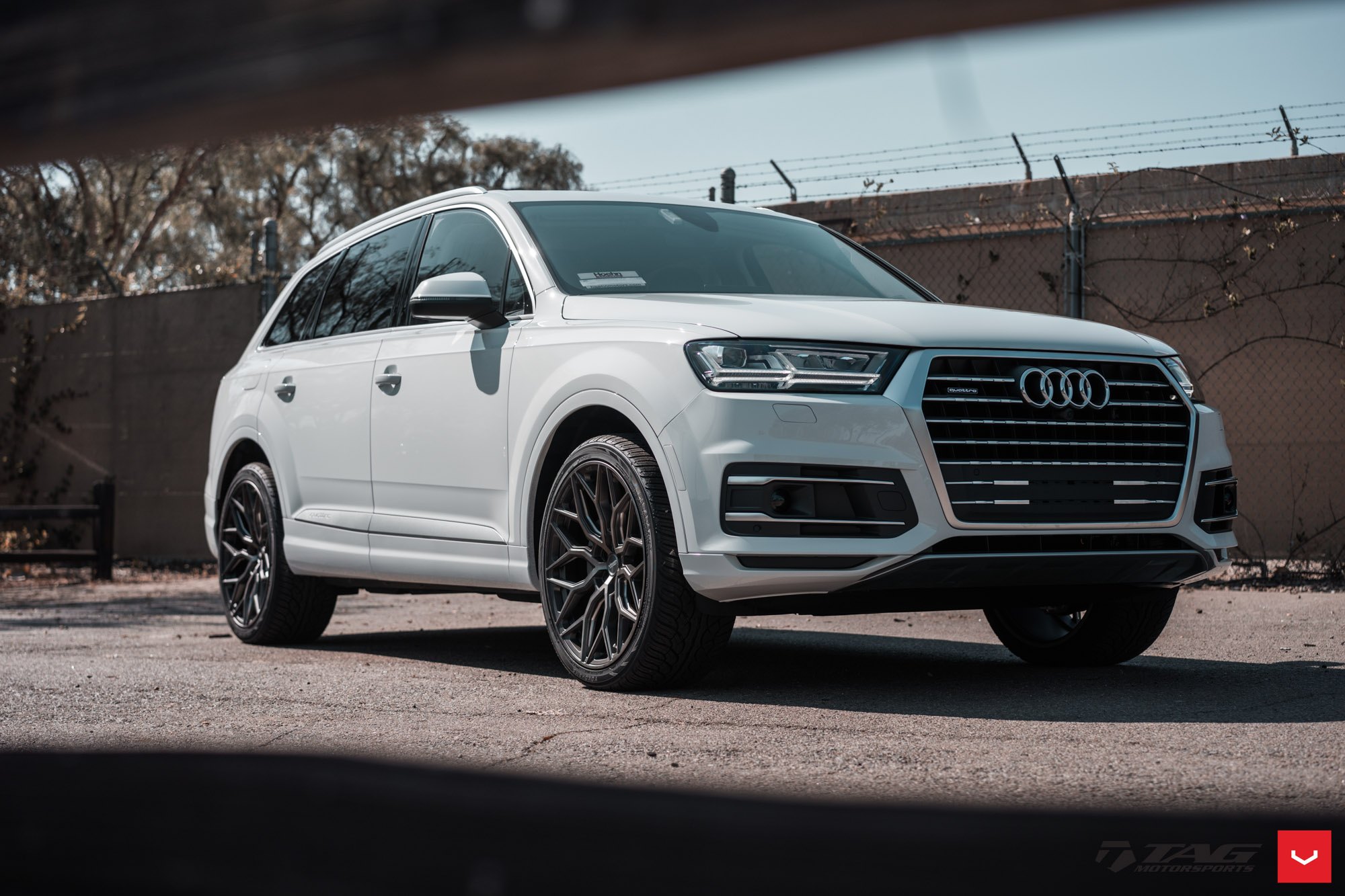 Q7 max black. Audi q7 2018 белая. Audi q7 Wheels. Audi r7 q8. Audi RS q7 2018.