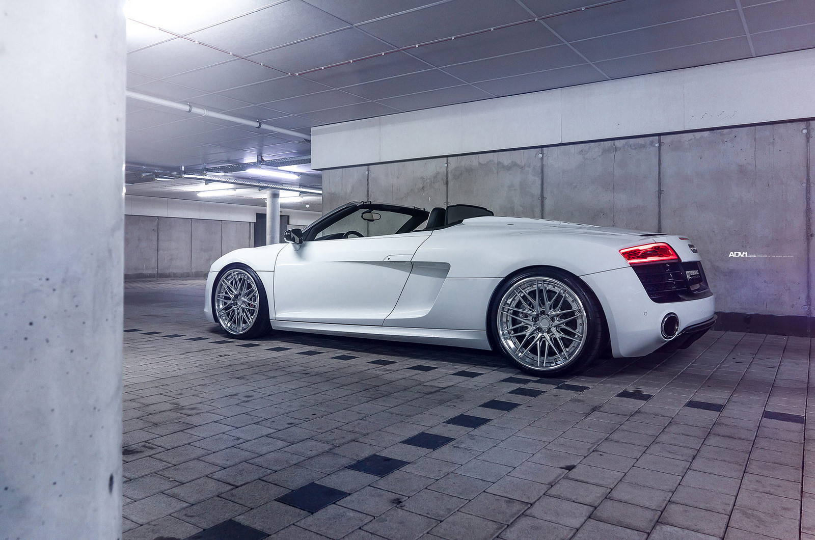 Aftermarket Side Scoops on White Convertible Audi R8 - Photo by ADV.1