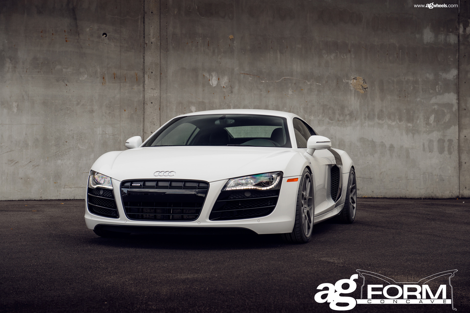 Avant Garde M310 Deep Concave Rims on a White Audi R8 - Photo by Avant Garde