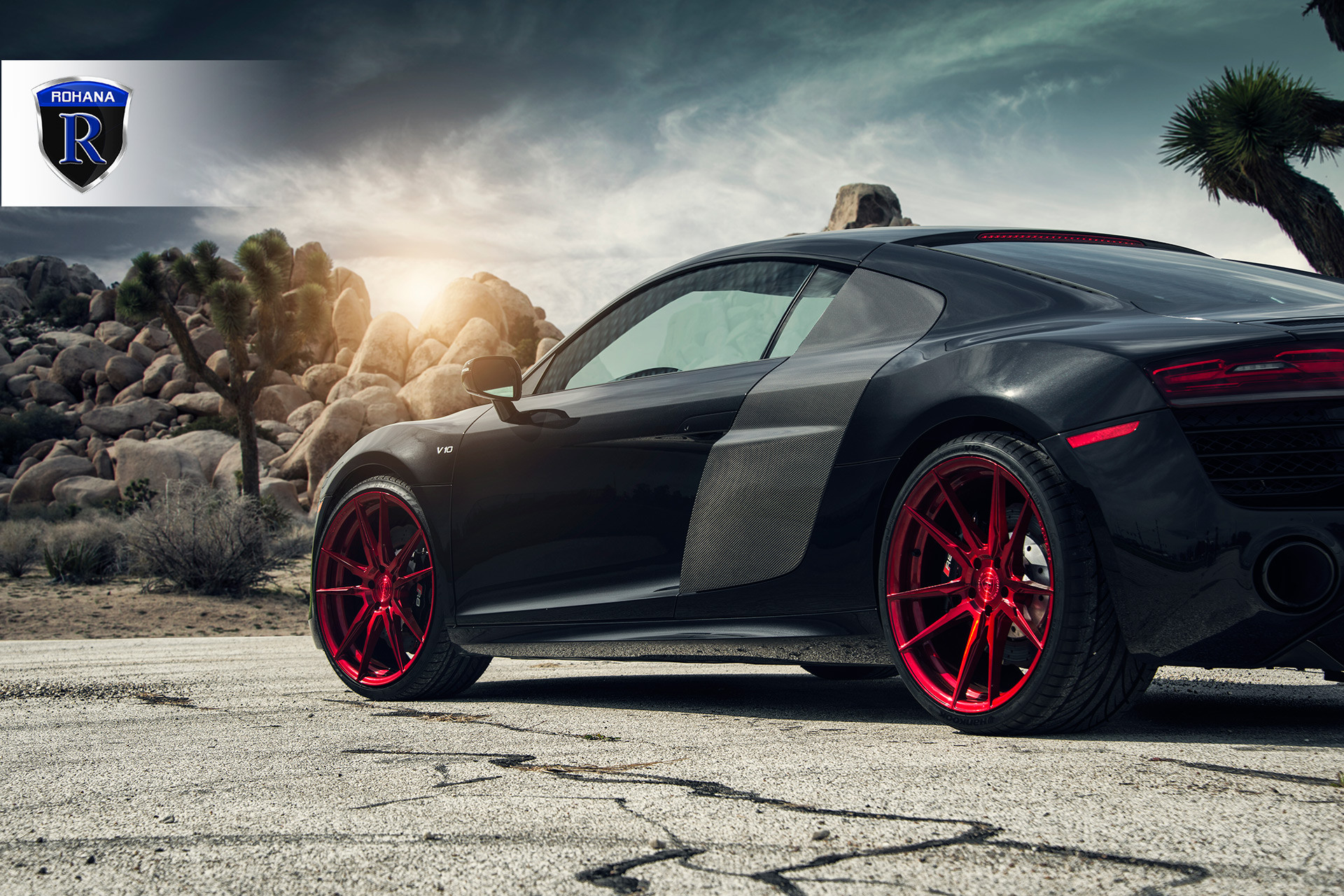 Black Audi R8 With Carbon Fiber Side Panels - Photo by Rohana Wheels