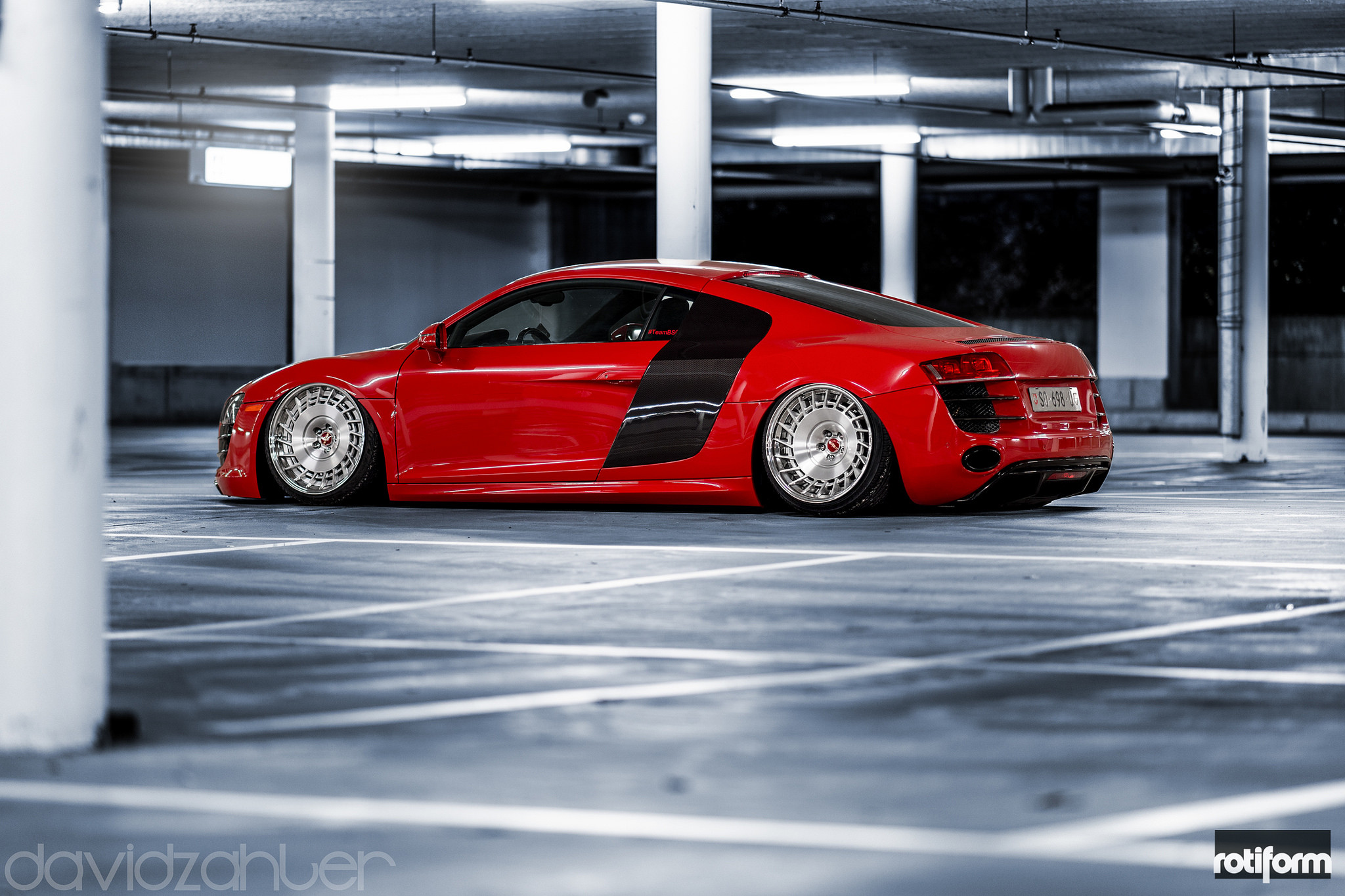 Red Audi R8 With Black Side Panel - Photo by Rotiform