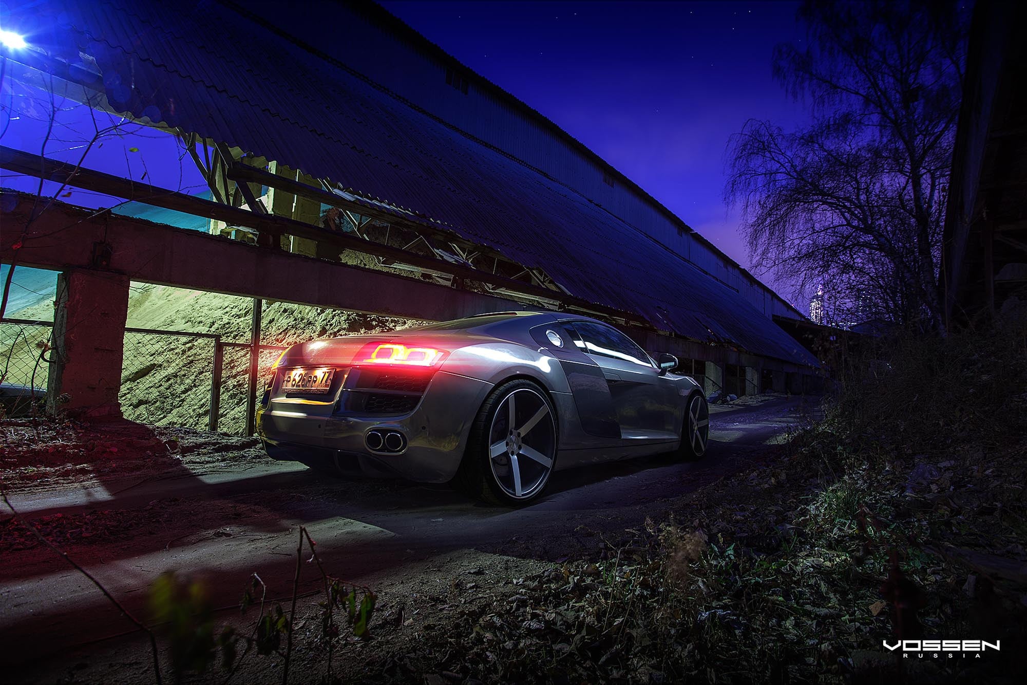 Audi R8 with Aftermarket Taillights - Photo by Vossen