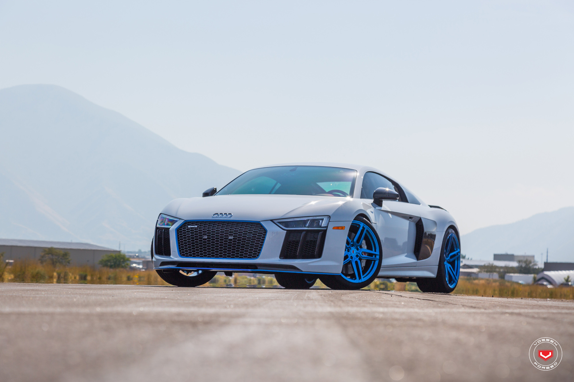 White Audi R8 with Chrome Mesh Grille - Photo by Vossen