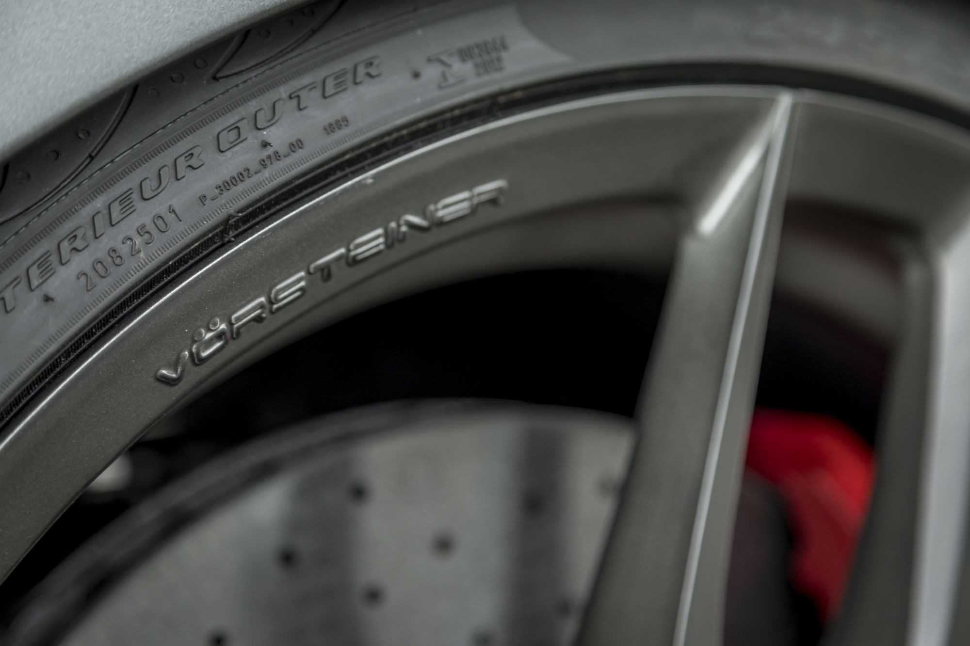 Gray Audi R8 with Graphite Vorsteiner Wheels - Photo by Vorstiner
