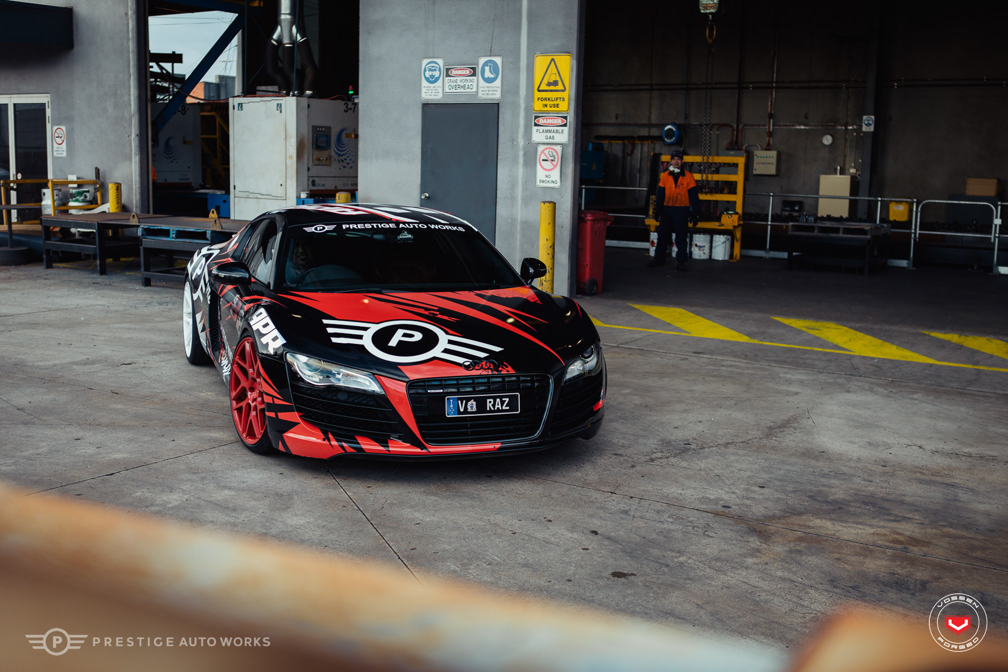 Aftermarket Side Skirts on Audi R8 - Photo by Vossen