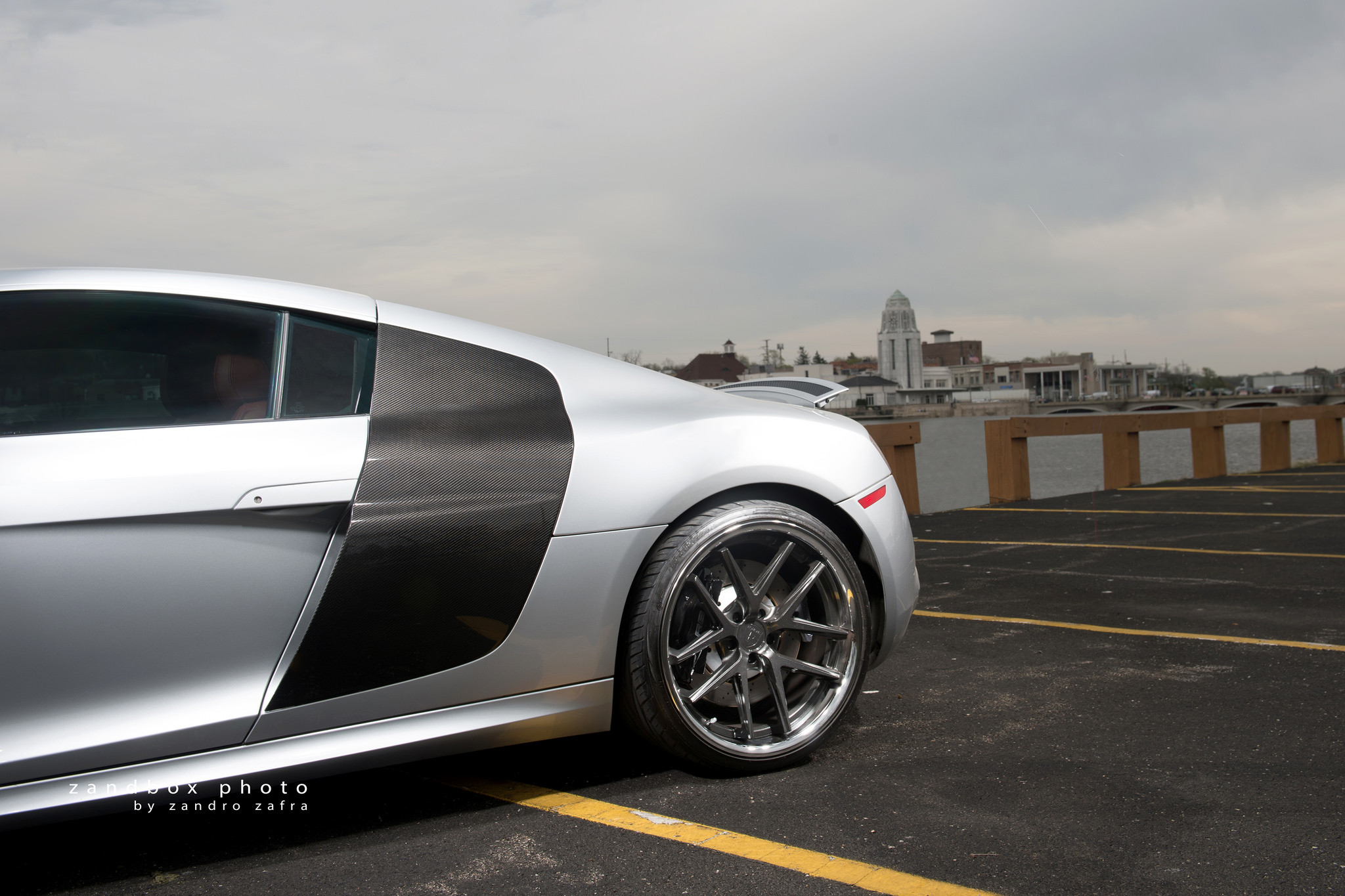 Custom White Audi R8 V10 Side Scoops - Photo by zandbox